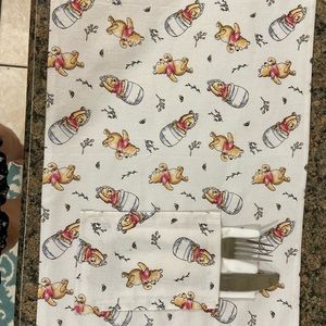 3 layer handmade placemats come with a pocket for napkins and your utinsils.
